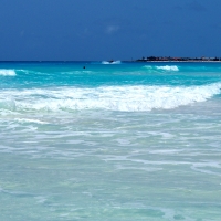 Playa Delfines