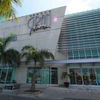 Cancún Gran Plaza