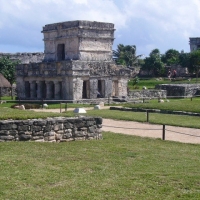 Mayans' Explorers