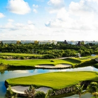 El Manglar Golf Course 