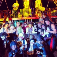 Pirate Show Cancun Jolly Roger